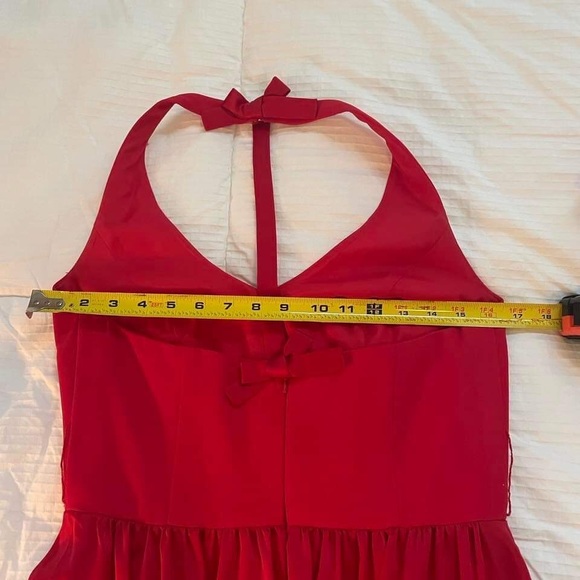 Vera Wang Halter V Neck Gown with Sash - Picture 10 of 10